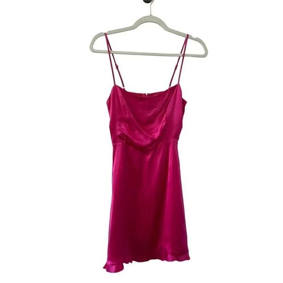Wilfred Dresses & Skirts - Wilfred Slip Mini Dress Women’s Fuchsia Pink Size 4